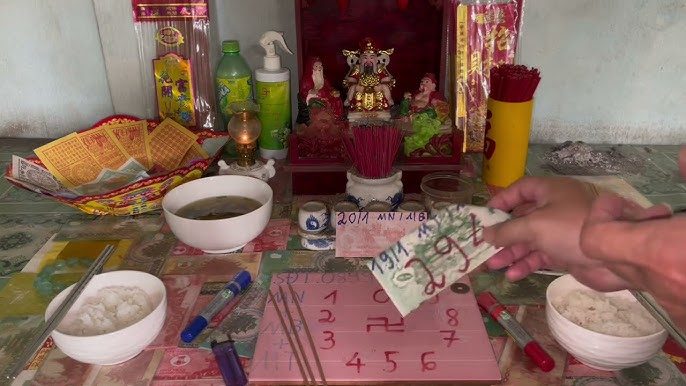 cách xin số ông địa